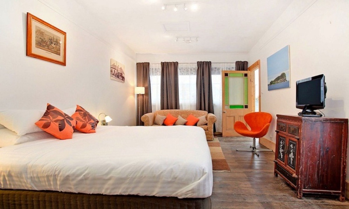 Oatlands Hotel | Robinson Cottage