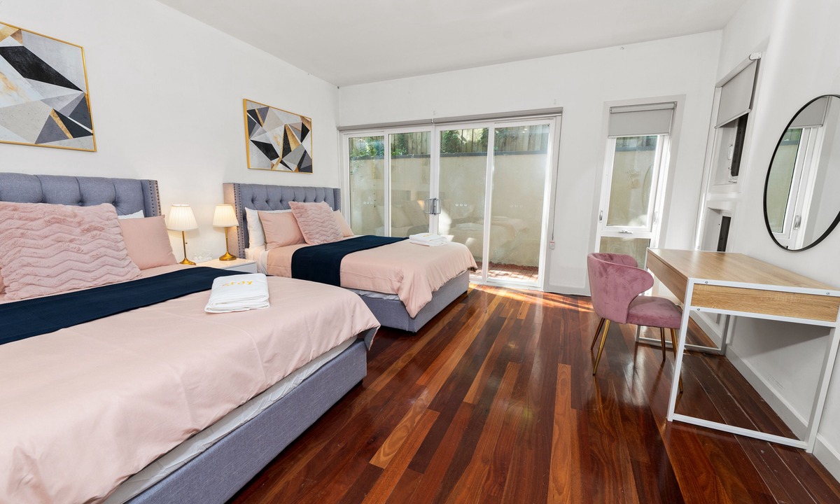 Canterbury Villa | Canterbury Villa 7BRM for Big Group