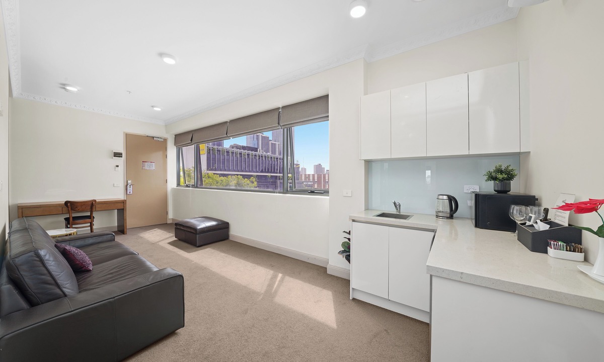 South Melbourne Hotel | Clarendon Hotel Melbourne
