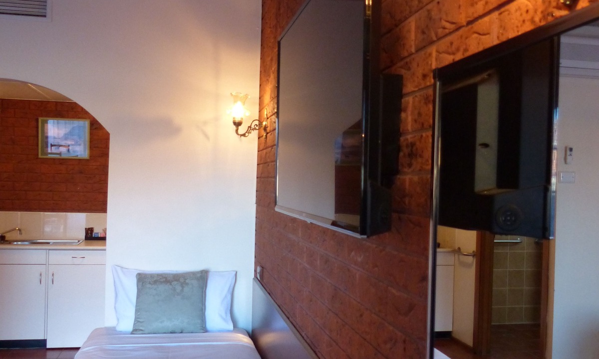 Albury Hotel | Meramie Motor Inn