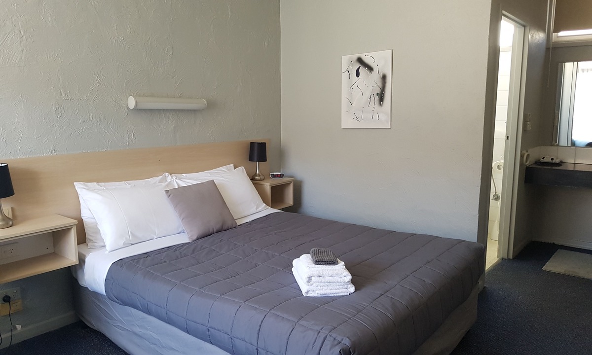 Yarrawonga Hotel | Belmore Motor Inn