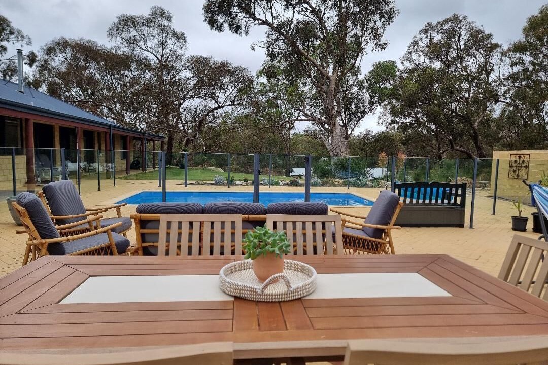 Two Rocks House | Captivating Bush Beach Retreat, Character home on 4 acres, sleeps 8, with a pool