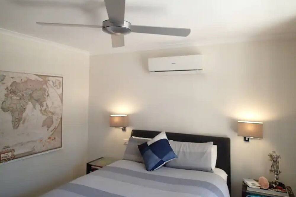 Flora Hill House | A Quiet Retreat in Flora Hill