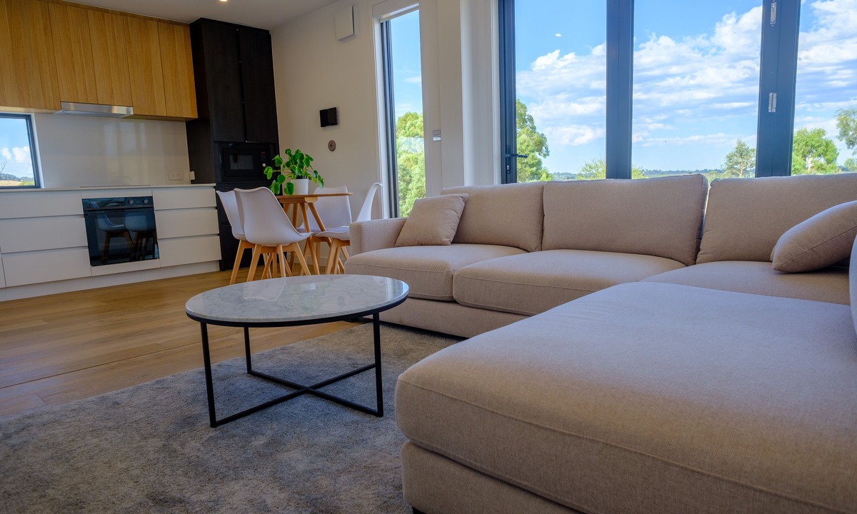 Coldstream House | 100% electric smart home on a sustainable farm