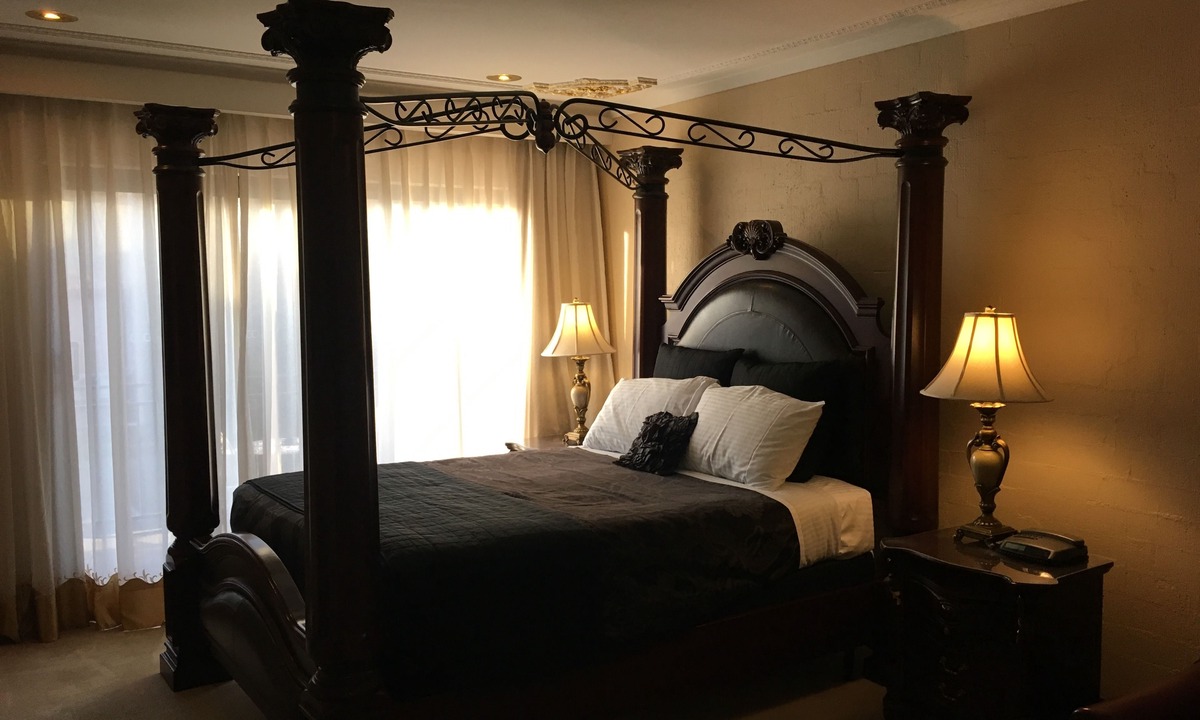 Albury Hotel | Albury Manor House