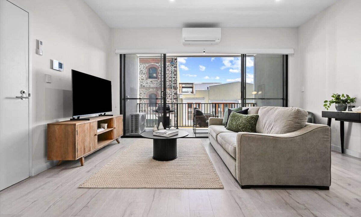 Port Adelaide Apartment | Jolly Jubilant Jubilee - New 2 Bed Apt