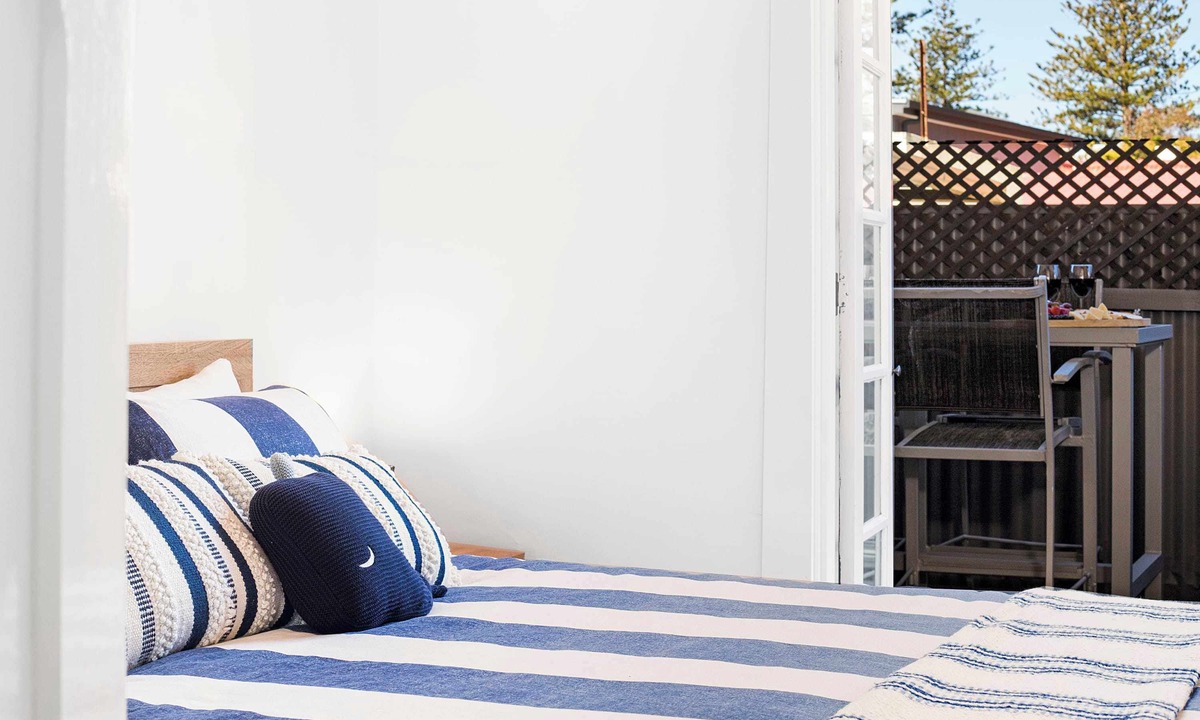 Henley Beach Apartment | Seaview No.6 | Henley Beach | Wifi