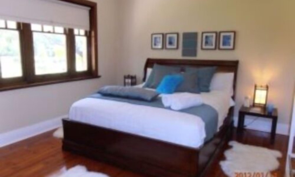 Woodside Villa | Barristers Block Vigneron Villa