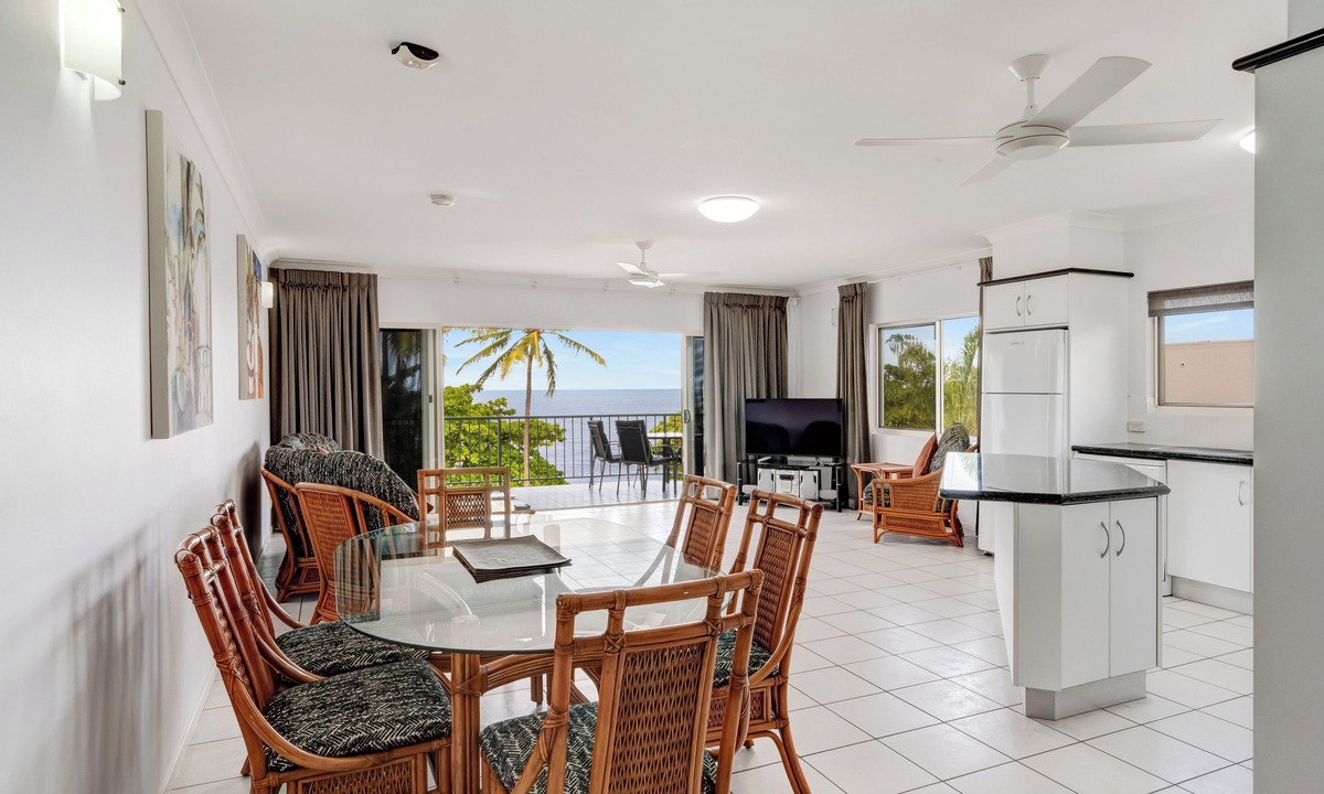 Trinity Beach Apartment | Beachfront Apartments on Trinity Beach