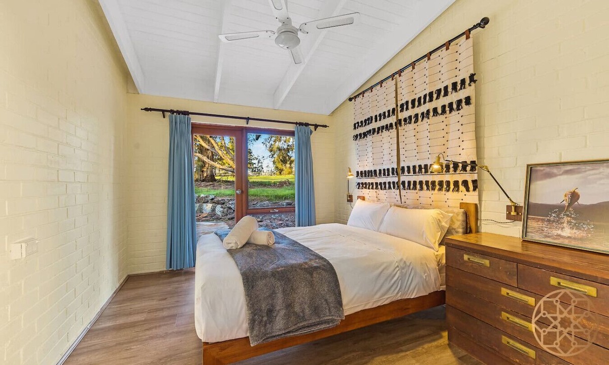 Arcadia House | Arcadia holiday destination with pool/spa/tennis