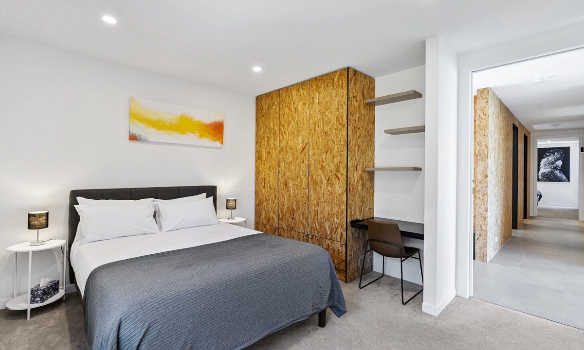 Penna Apartment | Stylish Home with Outdoor Area & Spectacular Views