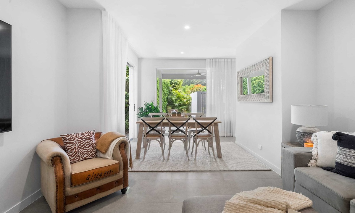 Burleigh Heads Condo | Hamptons by Khove