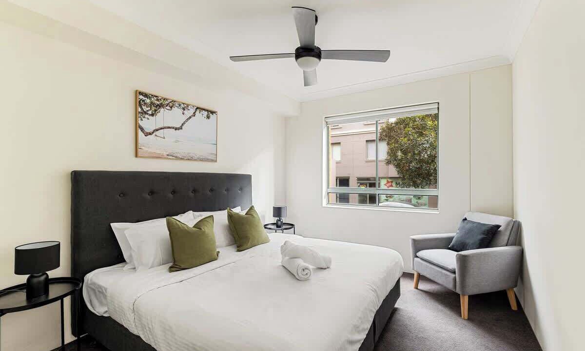 Darling Harbour Apartment | City Apt + Parking | 5 Mins to Darling Harbour
