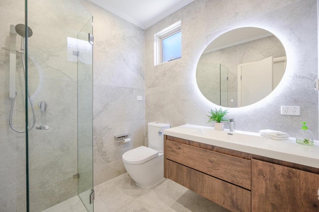 North Sydney Villa | Charming Det House, N Sydney , 3BR 3BA with Pvt Parking&Metro Nearby
