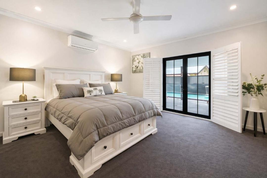 Annandale House | Magic on MacArthur - Modern 4BR Home in Annandale