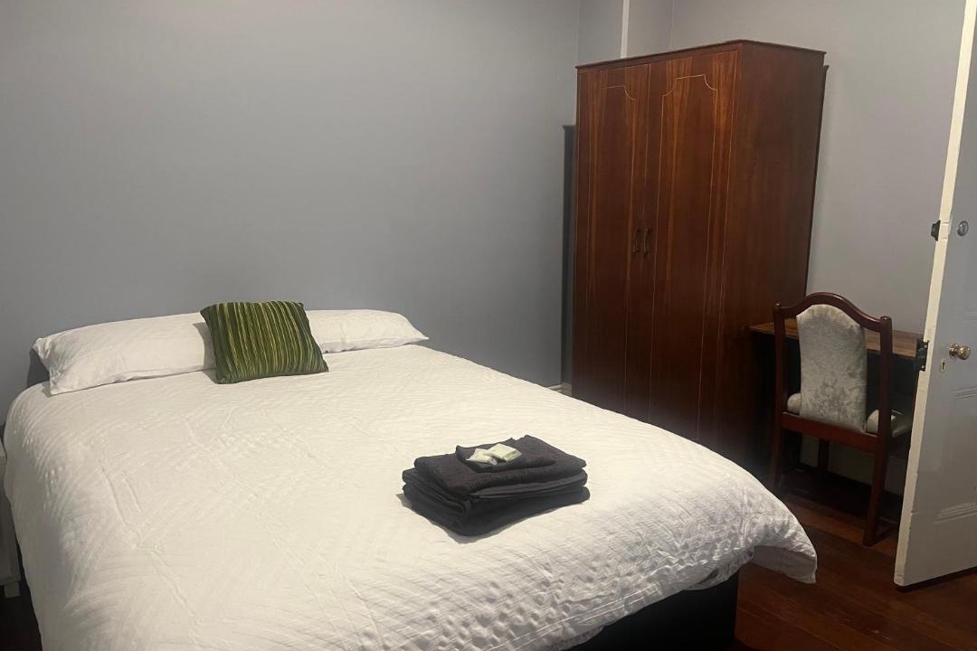 Collie Hotel | The Victoria Hotel