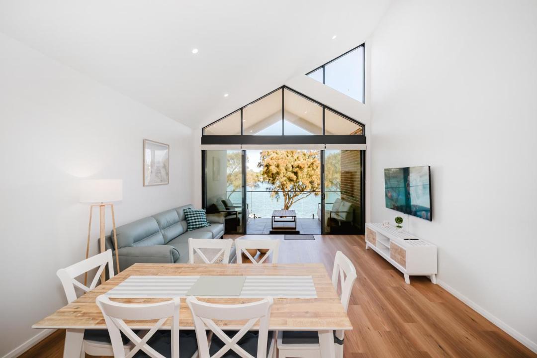 Mandurah Apartment | Hello Dolphins Villas