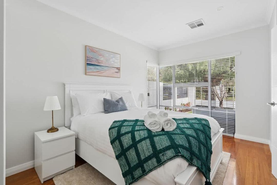 Wembley House | 5 BDR-3 BTH-Theatre Room Kids Toys Parking