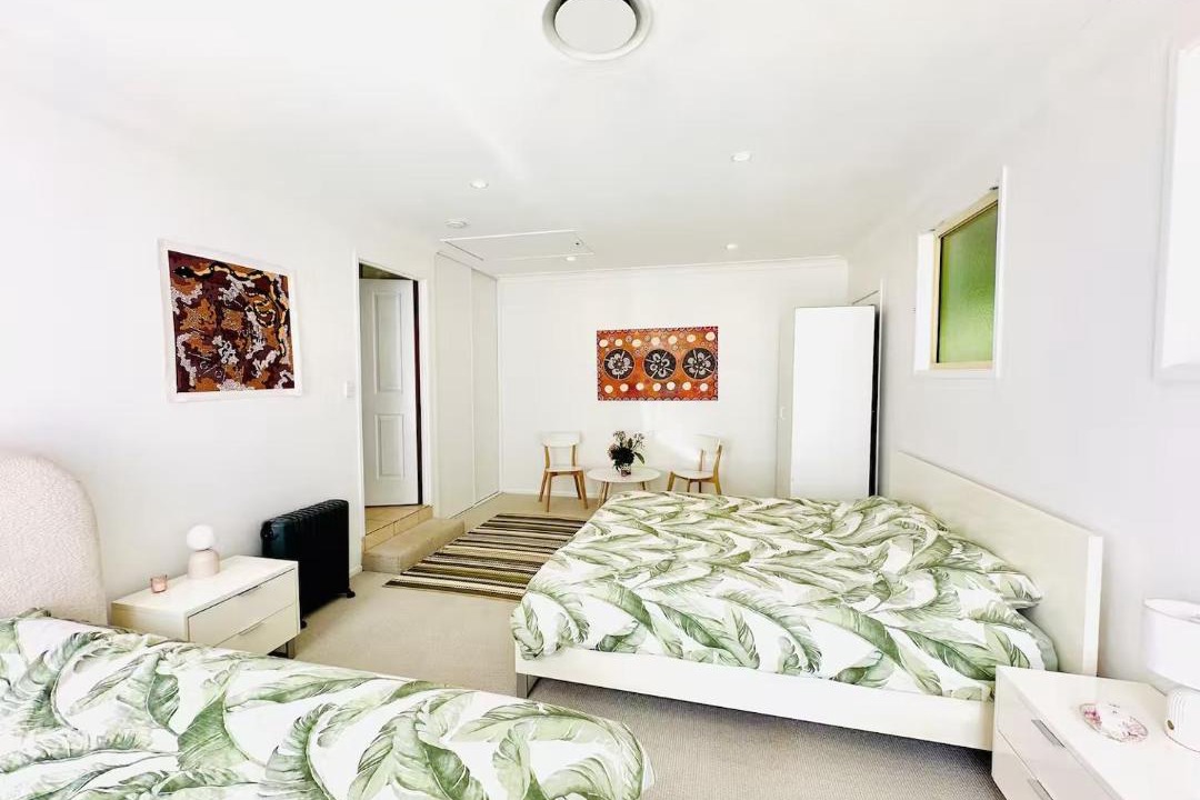 Springbrook House | Serenity Rainforest Retreat With Breathtaking Gold Coast Views - Sleeps 4 - 6 people