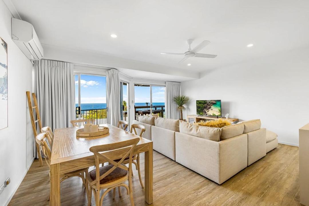 Sunshine Beach Apartment | 8 Andari Sunshine Luxury 1min to Beach