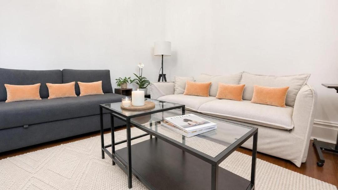 Pyrmont Apartment | Pyrmont NSW - Stylish 2 Bedroom Apartment with Balcony