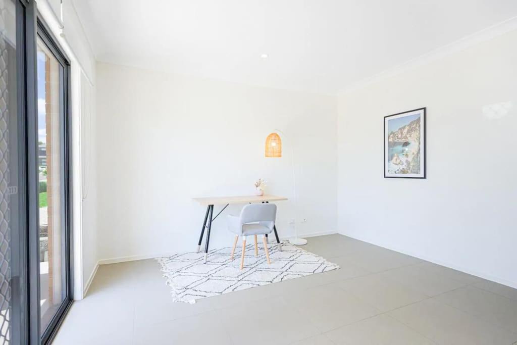 Cobbitty House | Sydney Cobbitty 4bed house,close Oran Park