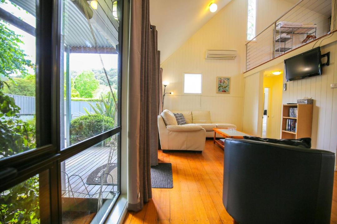 Bright House | Allambie Cottages - Villa 3