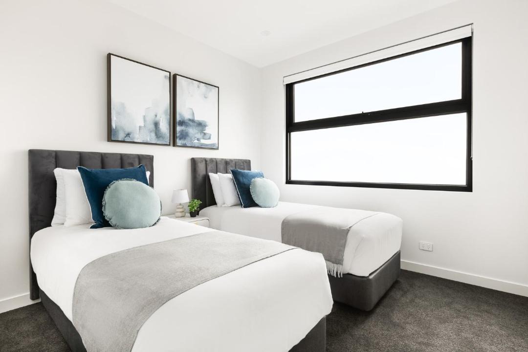 Elwood Apartment | Docker Street Apartments by Urban Rest