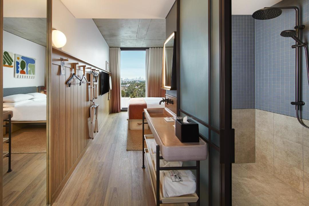Mascot Hotel | Moxy Sydney Airport