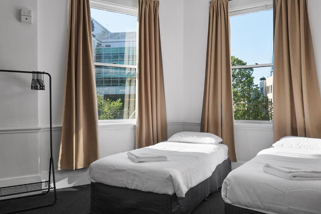 Darling Harbour Hotel | The Pyrmont Budget Hotel
