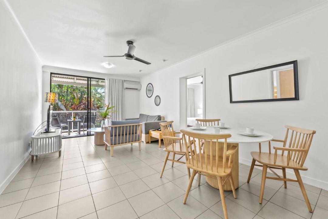 Port Douglas Apartment | 1104 and 1105 Oaks Resort