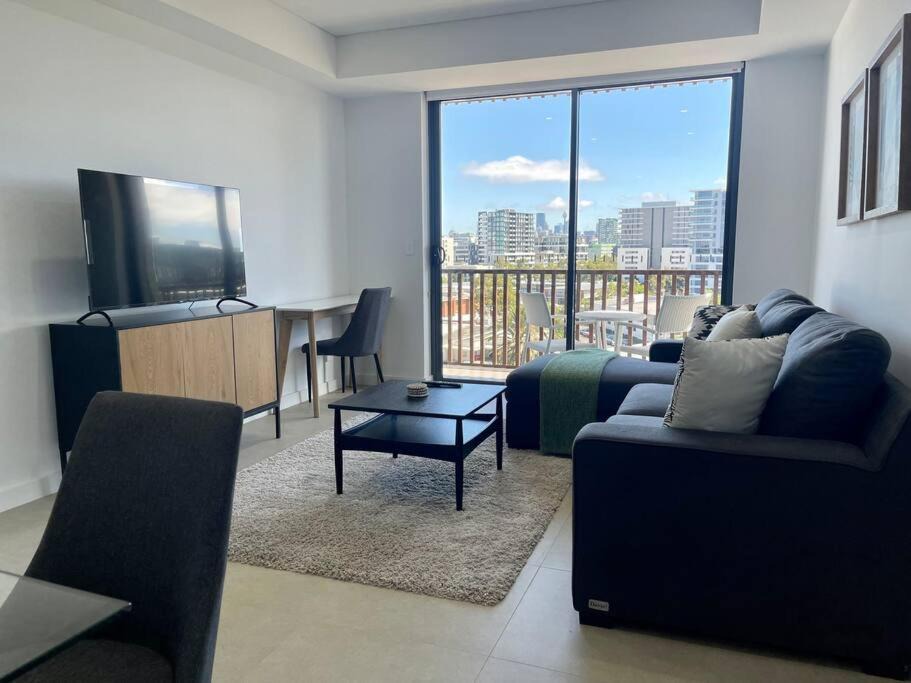 Rosebery Apartment | Cosy Stays 1 Bedroom Apartment Rosebery Parking & Balcony Sydney Escape