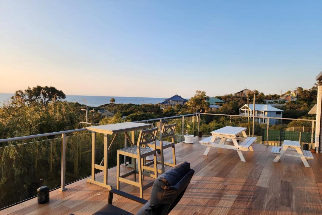 Peppermint Grove Beach House | Oceanview Manor by "Peppy Beach Retreats" - Two Houses in One with Panoramic Views