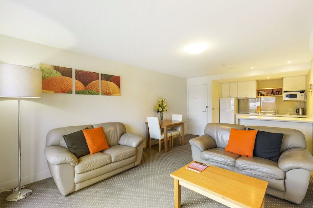 Photo of Livingroom in Sullivan's Cove