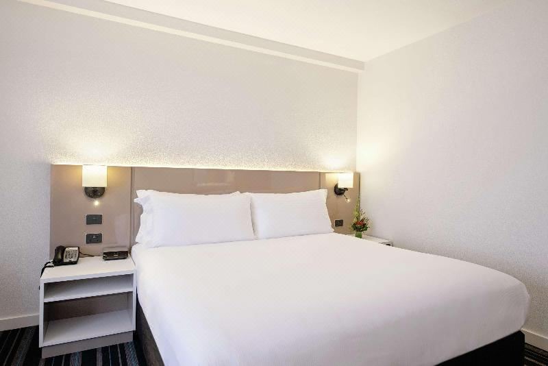 Photo of Bedroom in Darwin City Centre