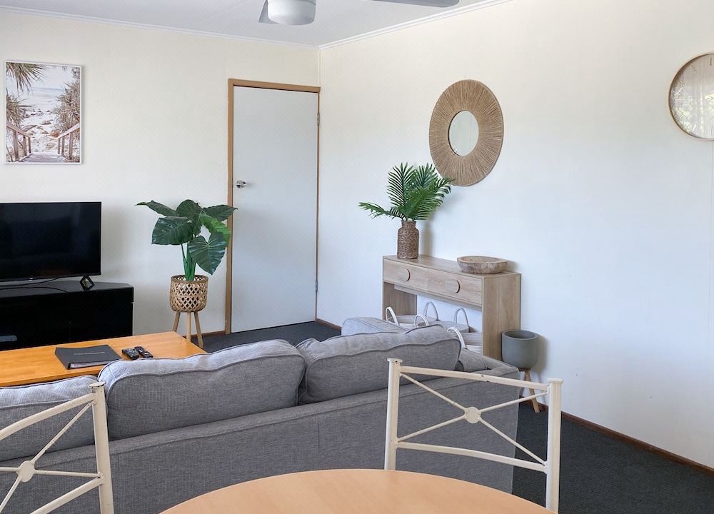 Photo of Livingroom in Bowen