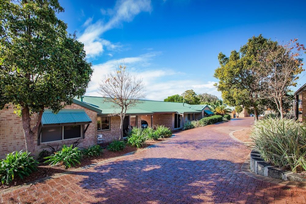 Photo of Buildings in Centennial Park