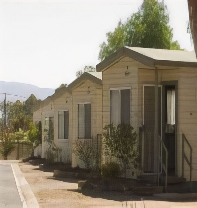 Photo of Buildings in Port Augusta West