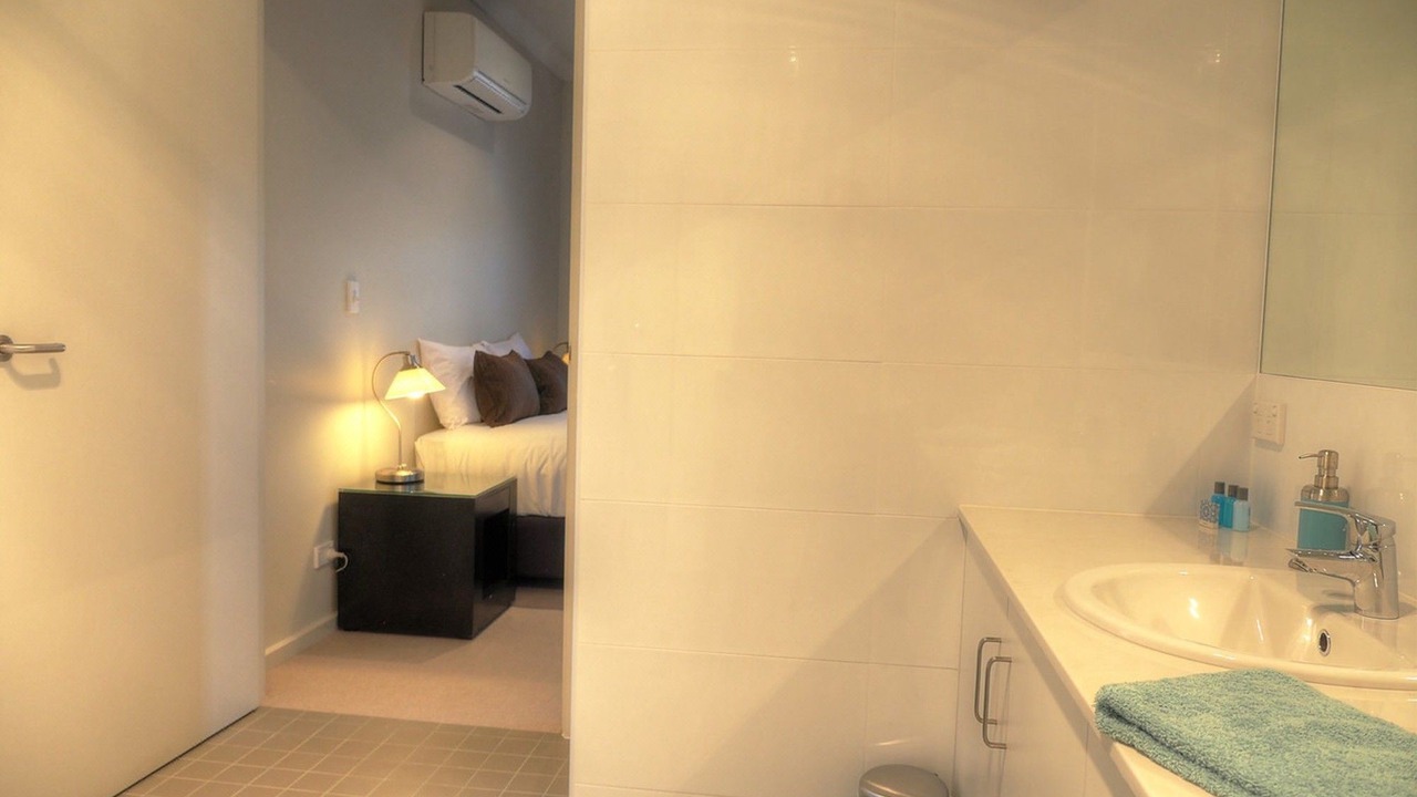 Photo of Bedroom in Kingscote