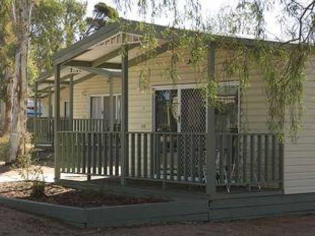 Photo of Buildings in Port Augusta West