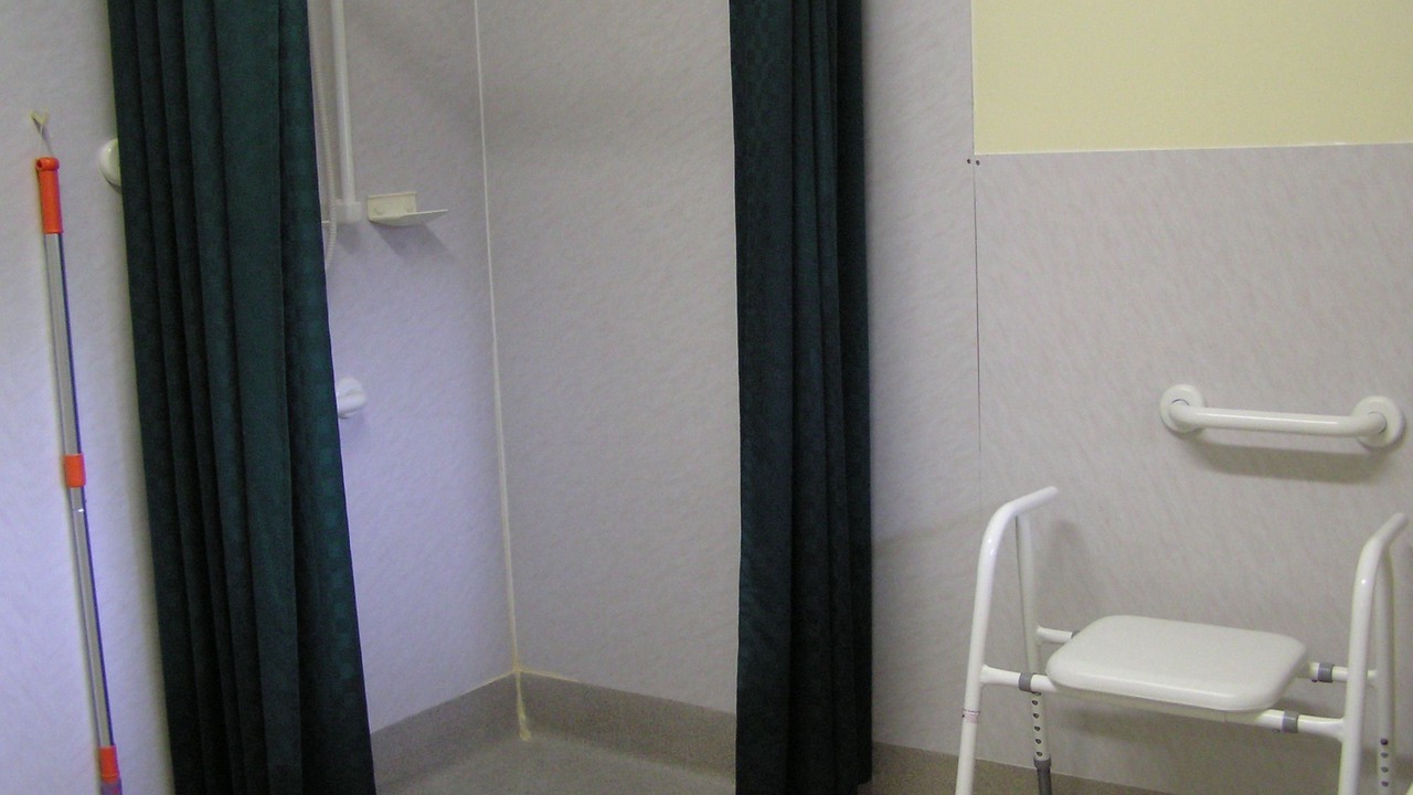 Photo of Bathroom in Strahan