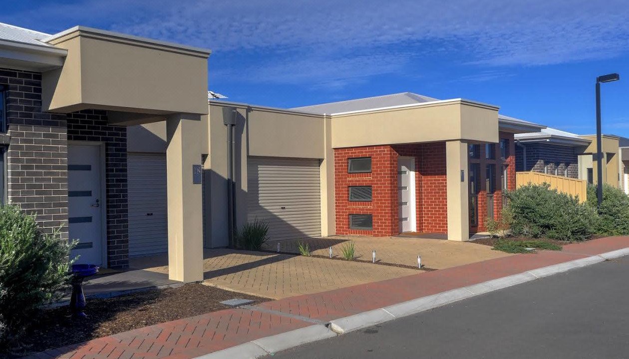 Photo of Buildings in Kingscote