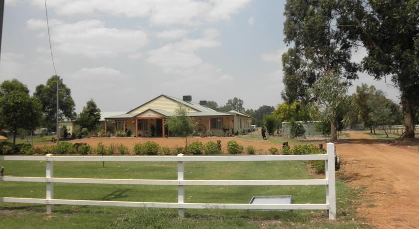 Photo of Others in Muchea