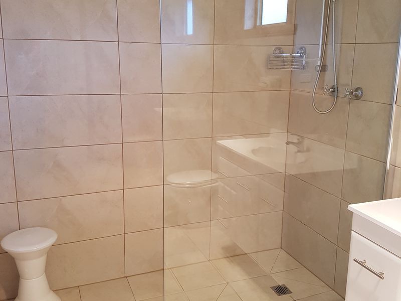 Photo of Bathroom in Strahan