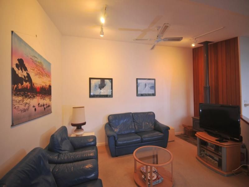 Photo of Livingroom in Macmasters Beach