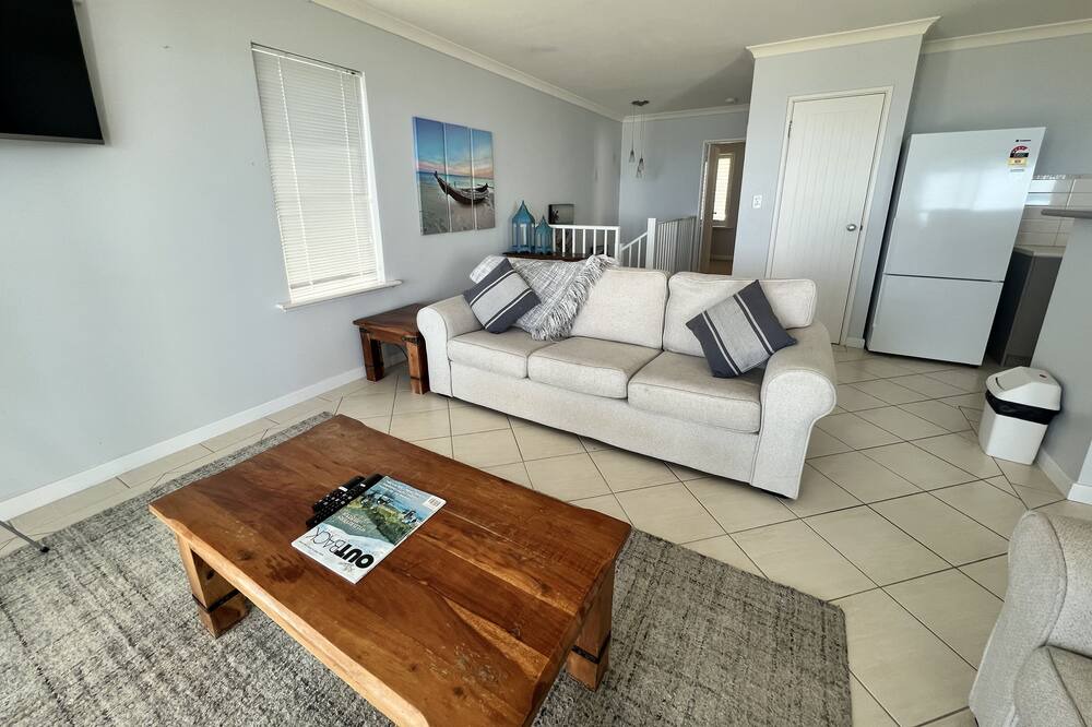 Photo of Livingroom in Ledge Point