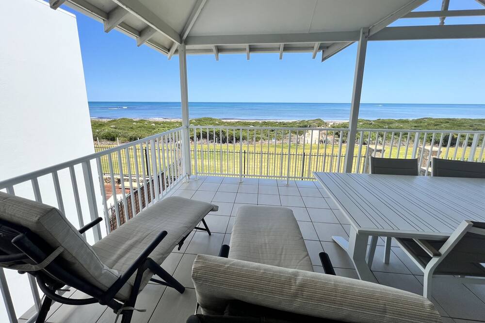 Photo of Patio Balcony in Ledge Point