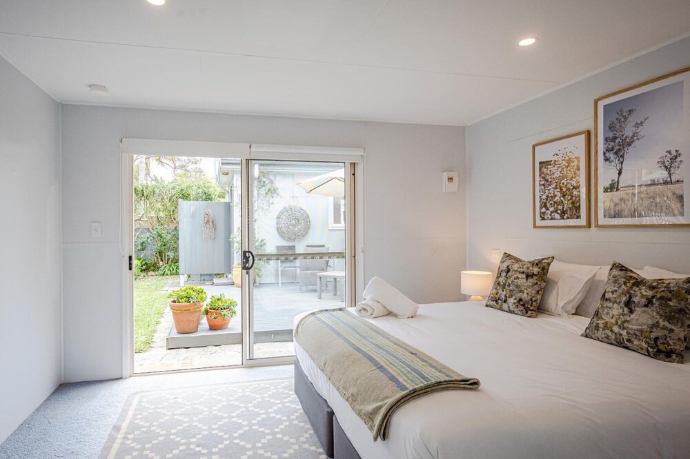 Photo of Bedroom in Macmasters Beach