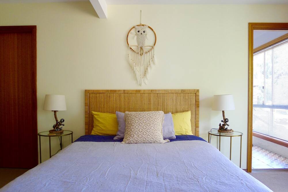 Photo of Bedroom in Phegans Bay
