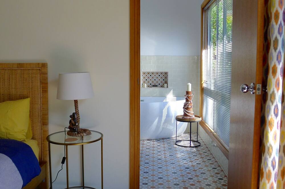 Photo of Bedroom in Phegans Bay